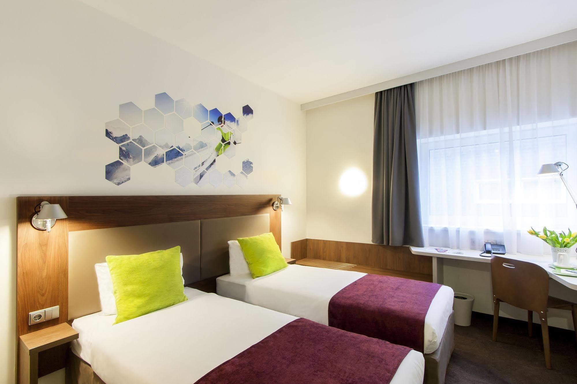 Ibis Styles 3*